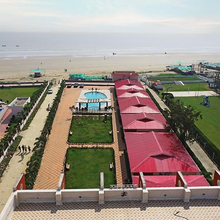 Prasant On Beach Resort !! Lift - Wifi -Restaurant-Parking Facilities-Newly Decorated Room !! Mandarmani Buitenkant foto